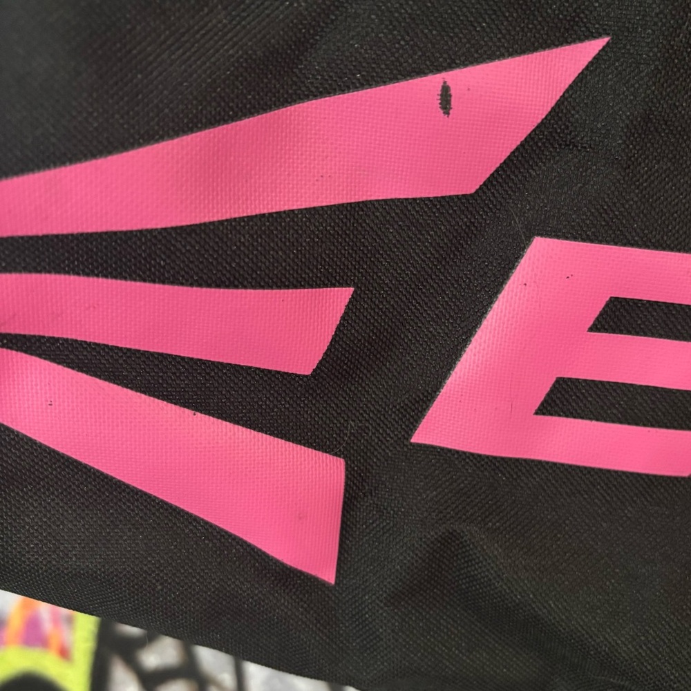 Easton Black and Pink Sports Bag - Picture 3 of 6